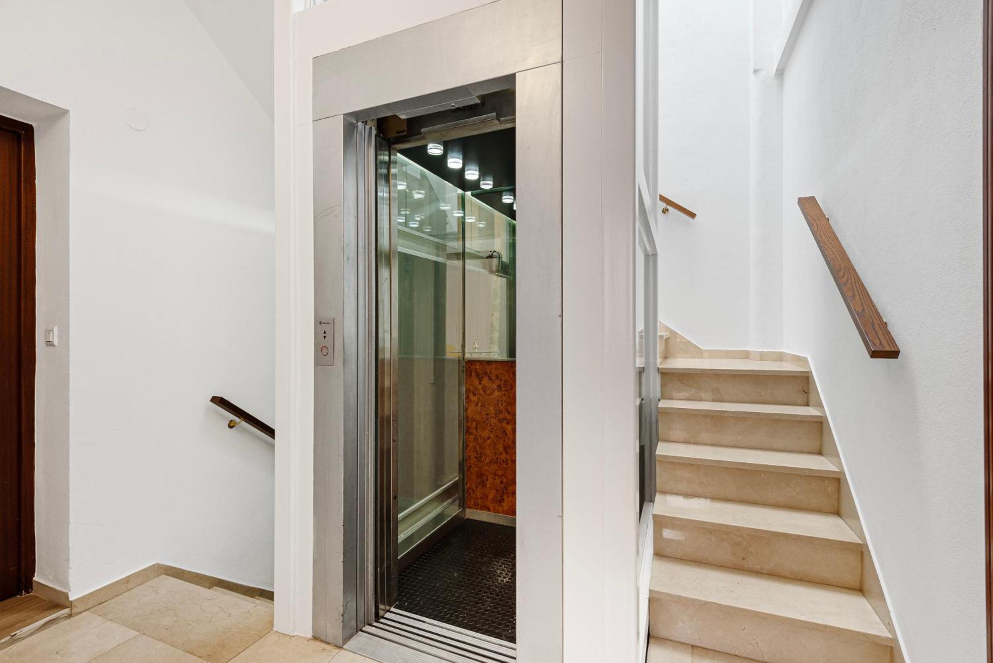 Trinidad Grund Centro Apartment Malaga Ngoại thất bức ảnh